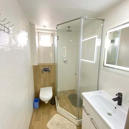 אורחן Park 411 אודסה